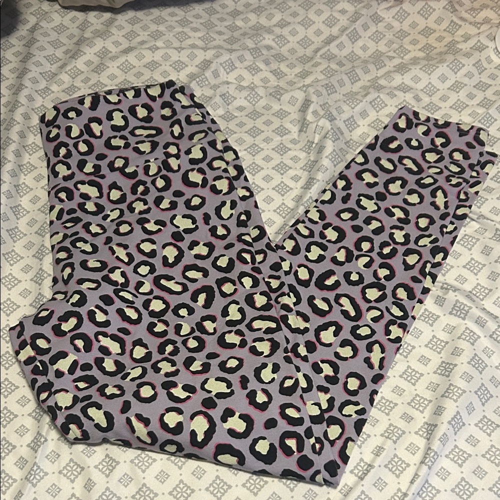 UGG Lavender and Black Leopard Print Leggings
